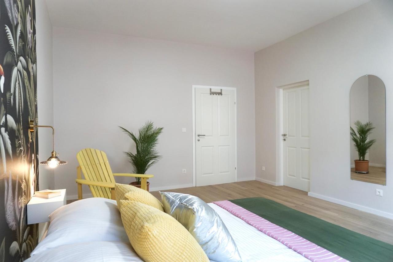 Large Apartments - Great For Groups - With Balcony Or Terrace Bécs Kültér fotó
